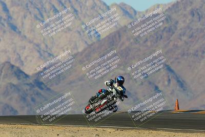 media/Dec-18-2022-SoCal Trackdays (Sun) [[8099a50955]]/Turn 10 (140pm)/